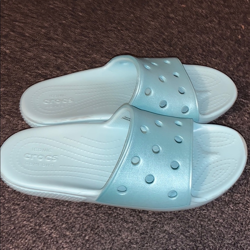 Baby light blue crocs slides - Picture 2 of 4